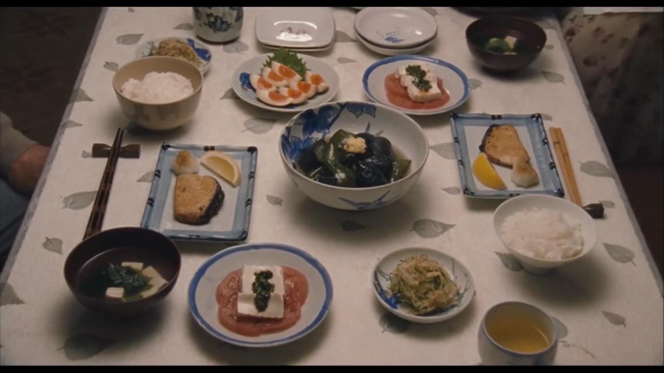 女护工入侵老人私生活，《0.5毫米》用“性空虚”揭开时代隐疾