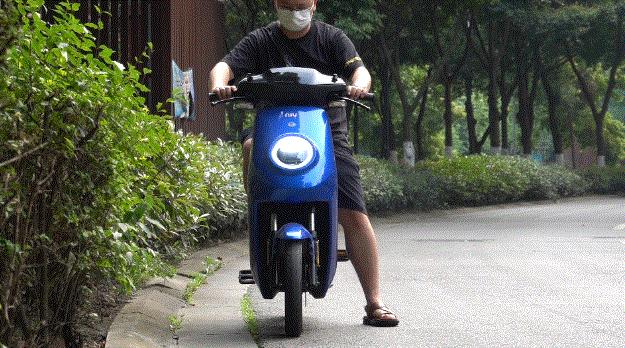 小牛新国标mqi2价格,小牛电动mqi2绿标和黄标的区别