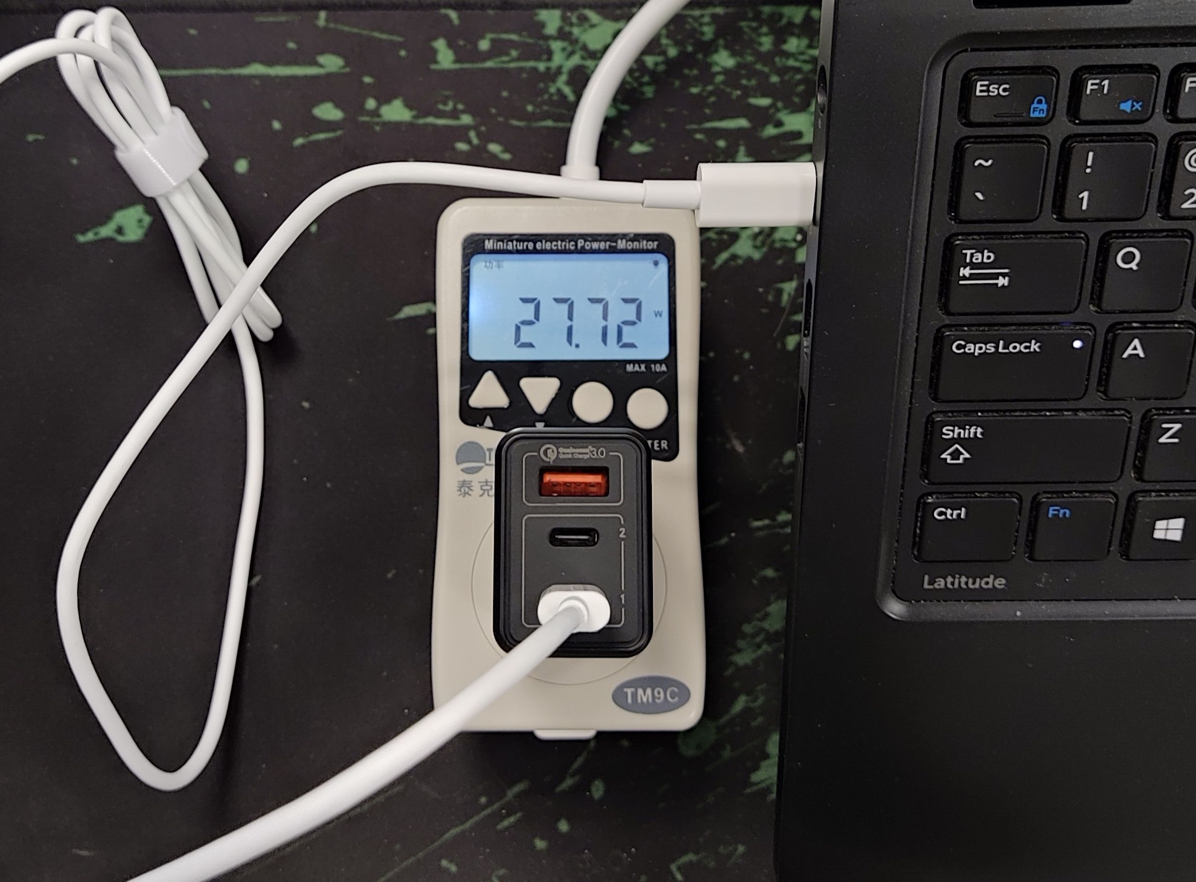 摩米士100w氮化镓和绿联100w氮化镓,momax摩米士65w氮化镓无线充电宝