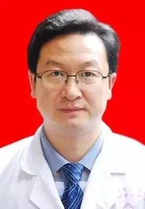 嘴里起小水泡说是囊肿,右嘴角上部起泡状肉瘤