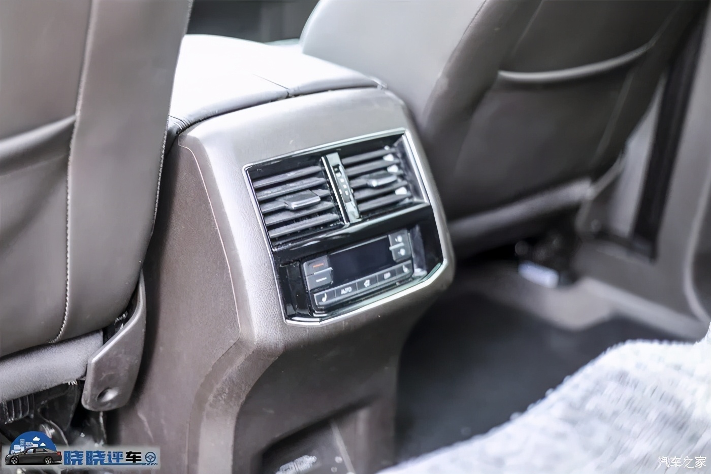 肌肉大块头举汽车,肌肉大块头分享途昂综合用车体验