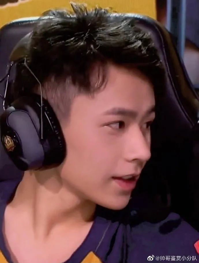 素人帅哥闪照合集,素人帅哥集锦