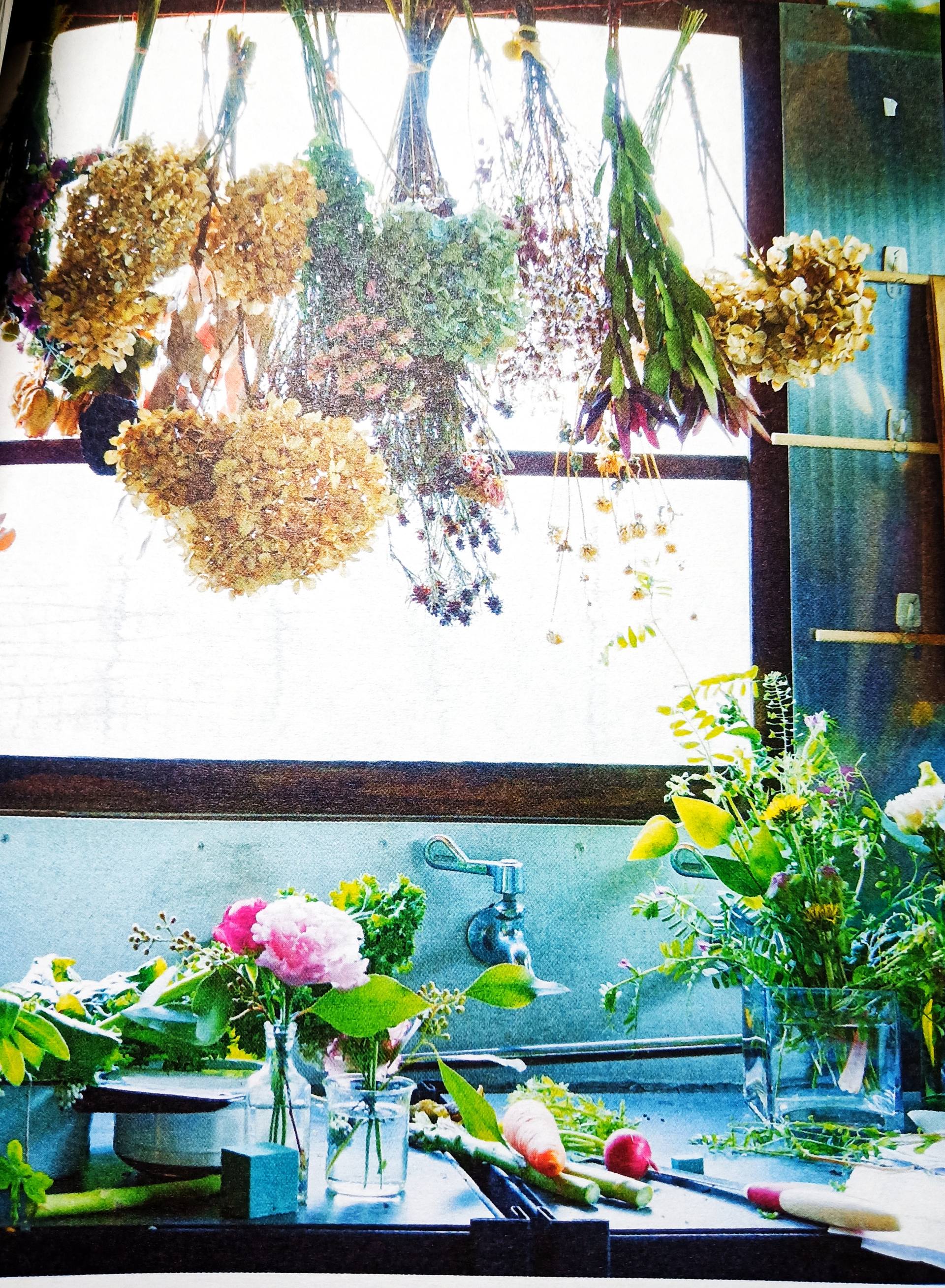 从地产销售到知名花艺师，是热爱，是坚持，也是花束的独特绽放