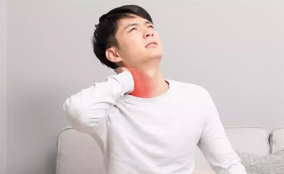 颈椎病和腰椎病会引起肠胃病吗,胃不舒服跟颈椎腰椎有关系吗