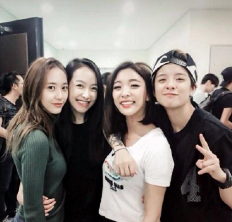 sm东京家族演唱会,2017fx组合日本家族演唱会