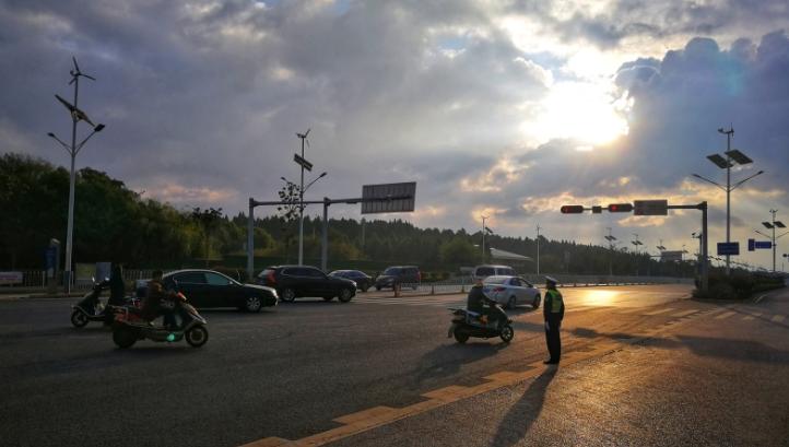 黑车如何能变成合法车,如何整治黑车司机