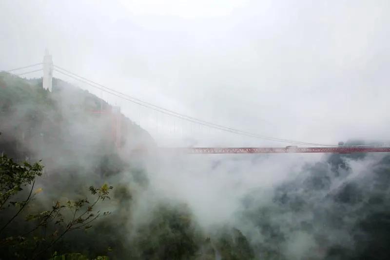 矮寨特大悬索桥收费,矮寨特大悬索桥造价