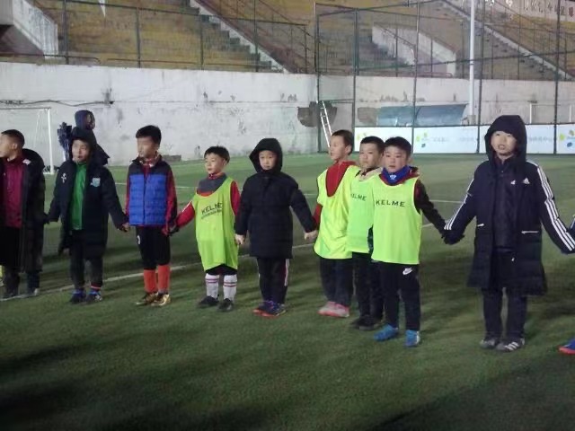 热爱踢球却踢不好,踢球是为了什么