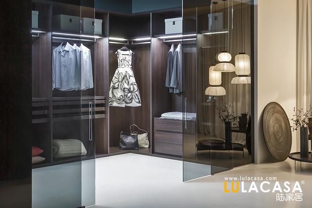 上海定制衣柜哪家专业,陆家居全屋定制工厂