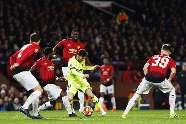 梅西对曼联精彩表现,曼联战术体系