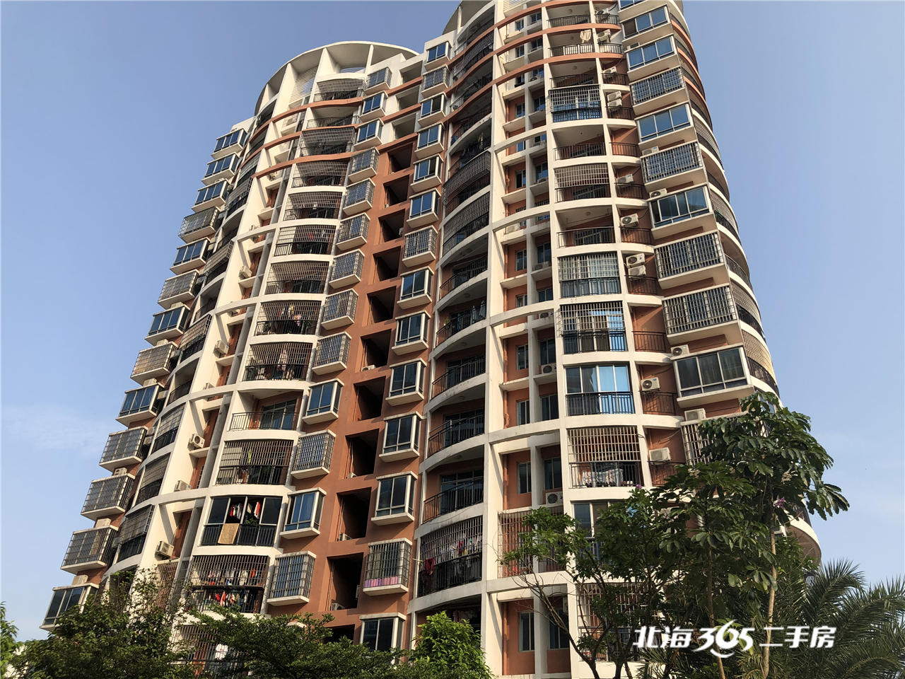 北海天富花苑离银滩距离,北海天富花苑