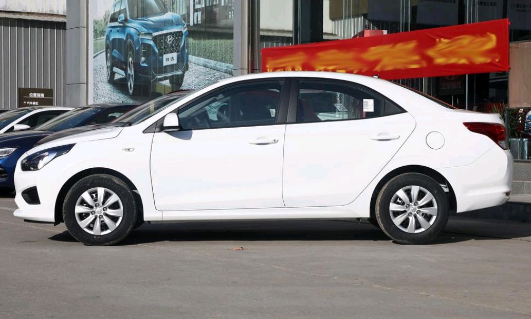 18款瑞纳手动挡车的优缺点,8万公里手动挡瑞纳