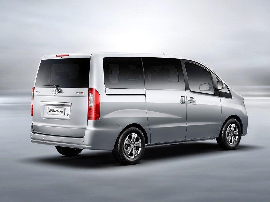 菱智m5新款mpv口碑,mpv实惠省油家用车