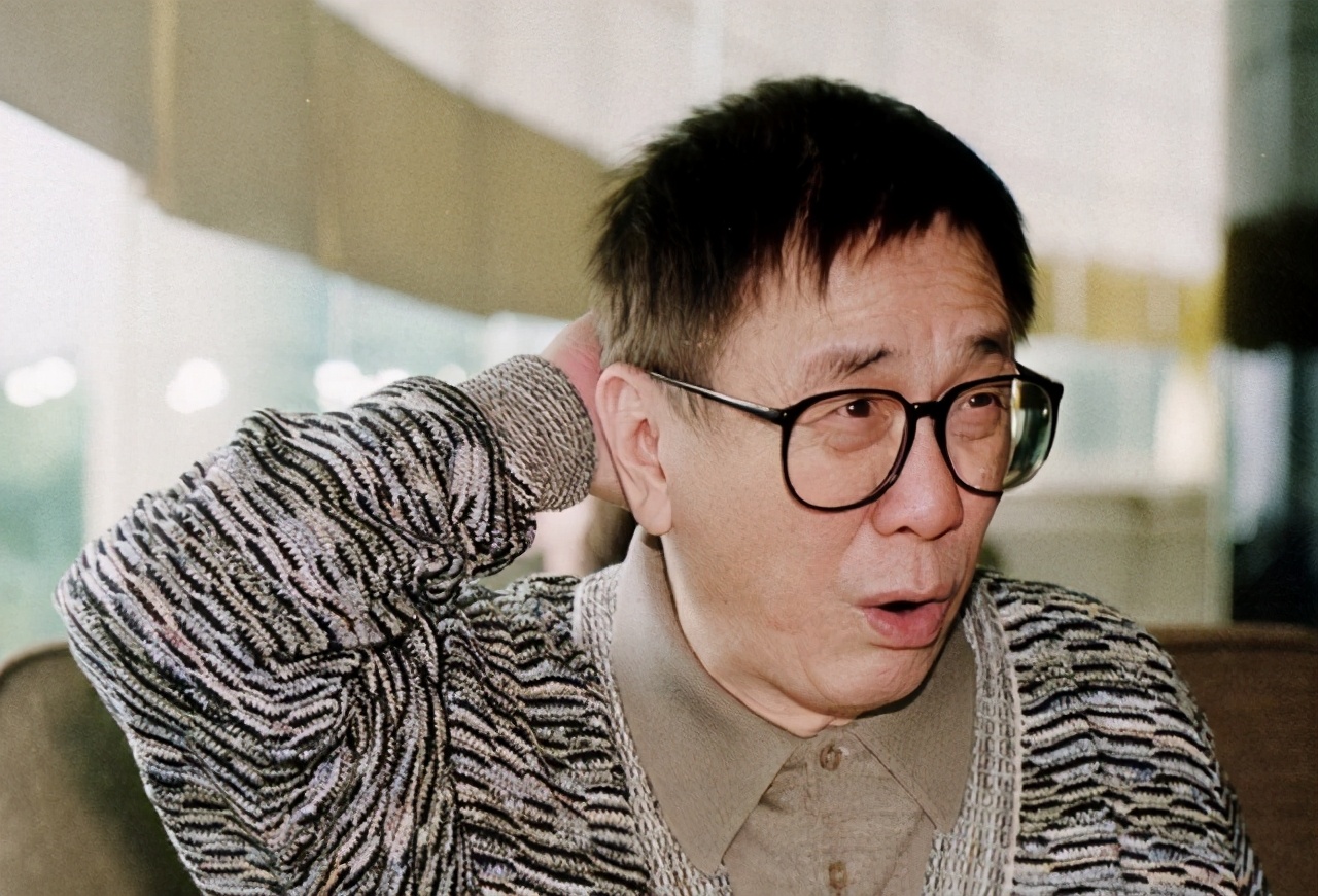 黄霑：离经叛道的“流氓”博士，歌中的江湖再也回不去了