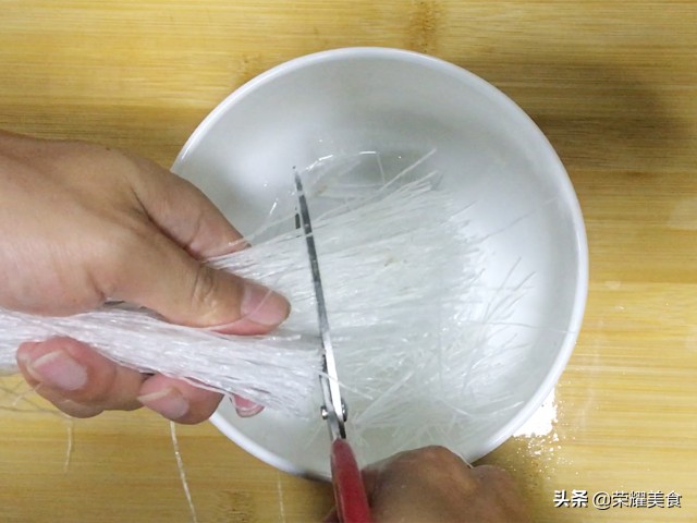 为什么蒸扇贝蒜发黑,蒸扇贝没壳怎么蒸