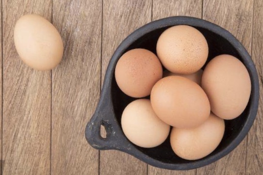 鸡蛋只吃蛋白会变胖吗,鸡蛋蛋白吃多会发胖吗