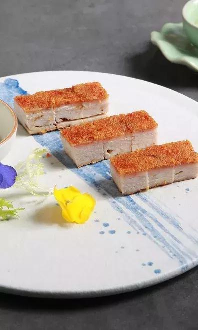 走进杭城市井里品味地道杭帮菜,杭州城中香格里拉中餐厅早茶自助