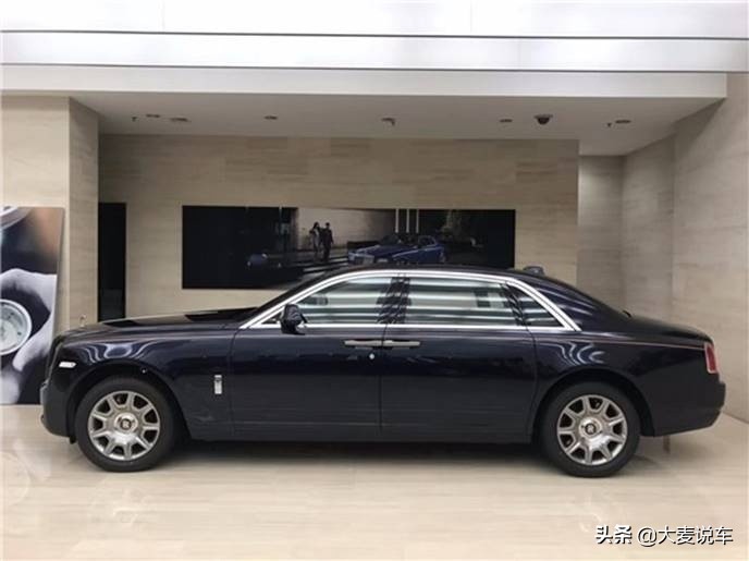 劳斯古斯特试驾,夏东劳斯莱斯古思特试驾视频