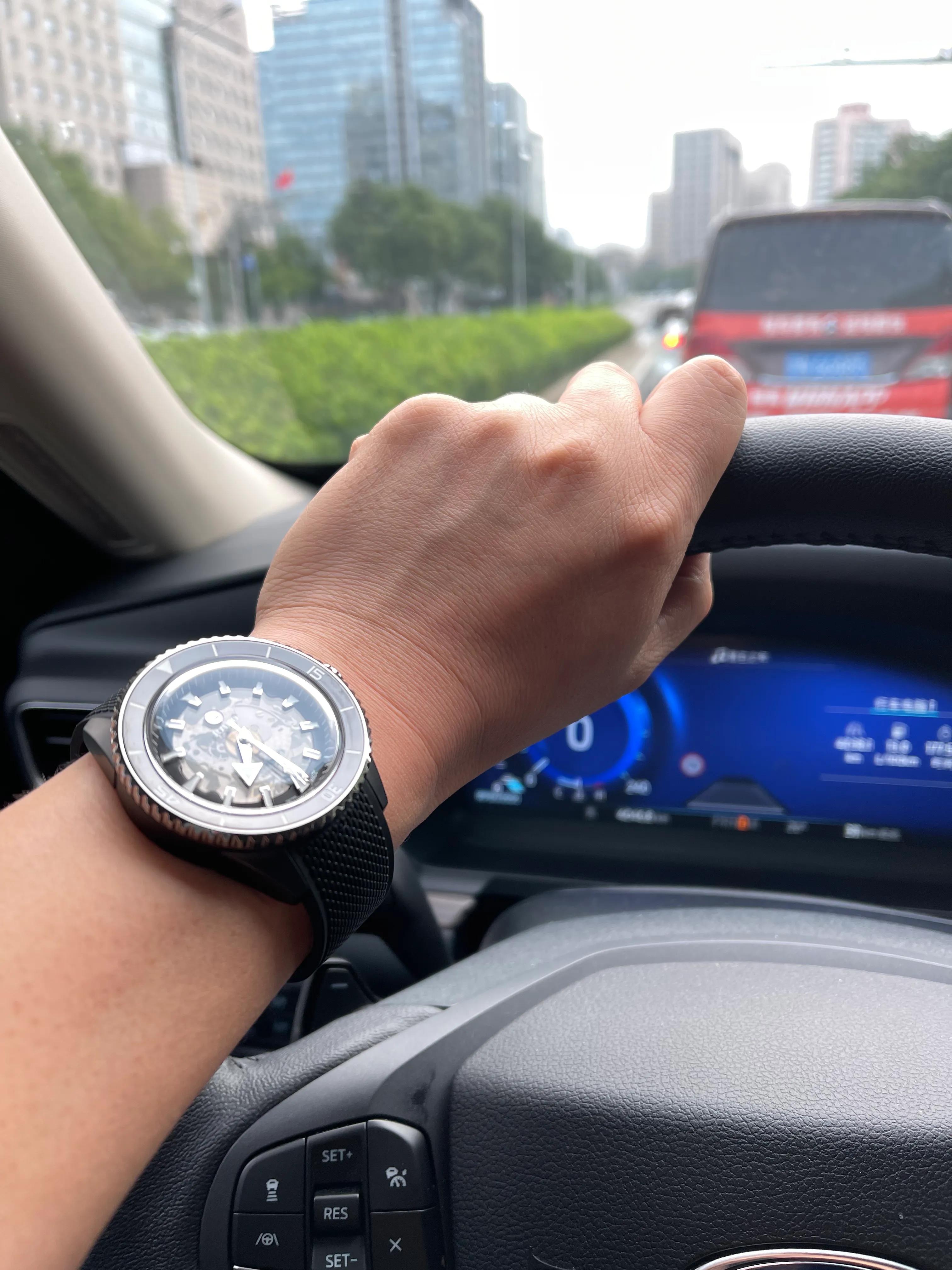 rado雷达表晶萃系列,rado瑞士雷达真我镂空腕表