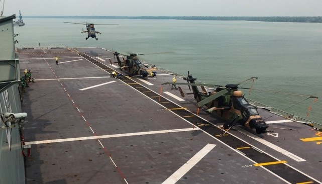 甘当美国马前卒,甘当马前卒