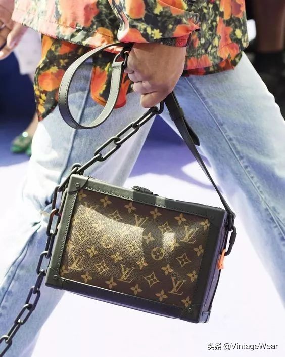 男士包袋什么好看,好看的男挎包奢侈品