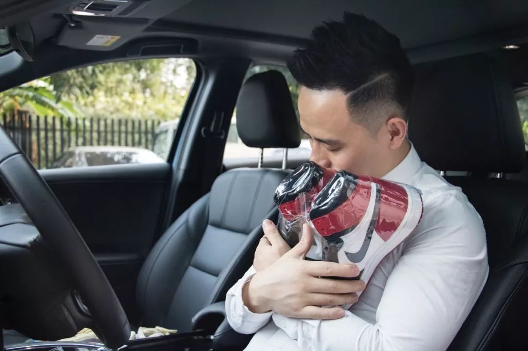 潮鞋与潮车是如此般配,90后年轻人就爱这一口