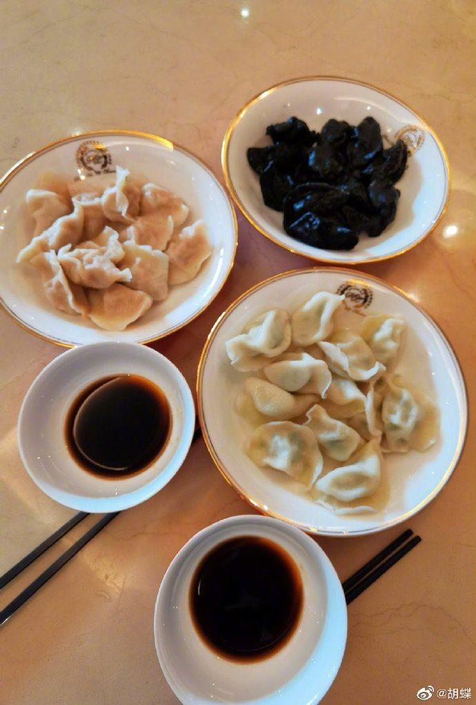 胡蝶央视一级播音员,胡蝶嫁给陆川的时候