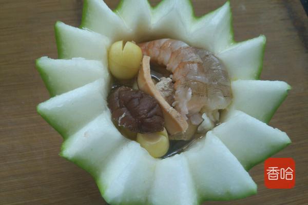 广东年夜饭必备十道菜,北方人的年夜饭广东人的年夜饭