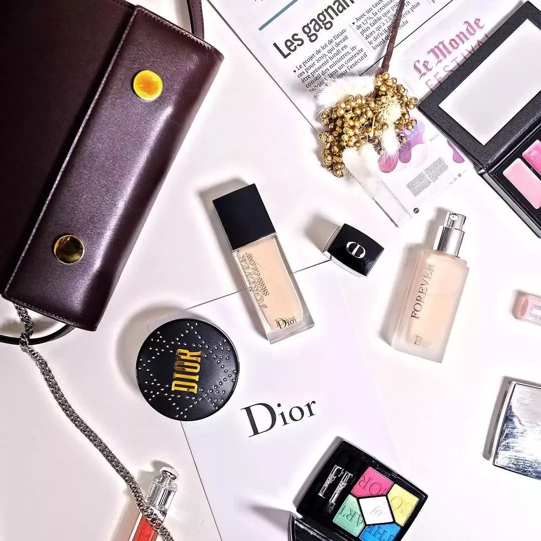 大干皮大牌持妆粉底测评,春夏粉底液测评视频