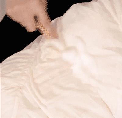 妙招羽绒服脏了有黄渍,冬天羽绒服脏了用这个擦一擦