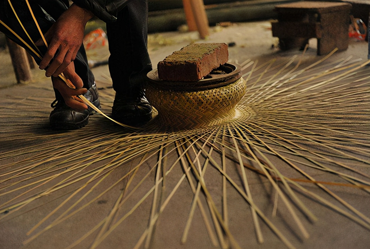 竹篮女王肖开琴：一个离婚的农村女人，靠竹子发家年产值800万