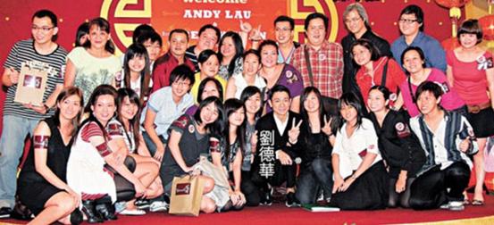 “天王”刘德华：经历了3段感情，最后为何选择朱丽倩？