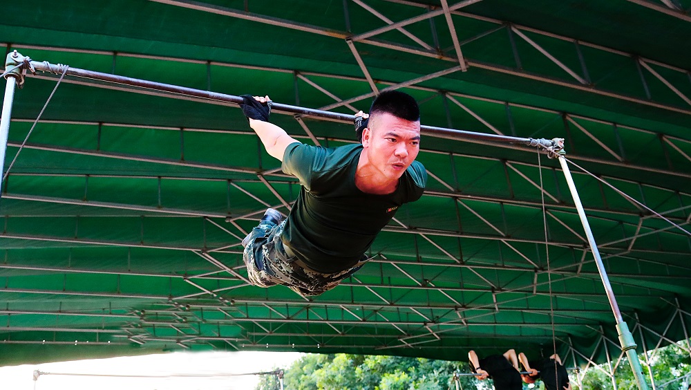 从普通战士到特战的蜕变,特战部队特战先锋