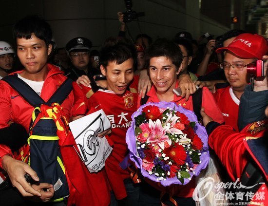 恒大崛起之路完整版视频,孔卡来恒大之前是巴甲的mvp吗