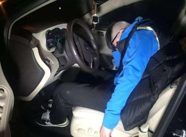 开车想睡觉怎么办小妙招,喝红牛后想睡觉怎么办