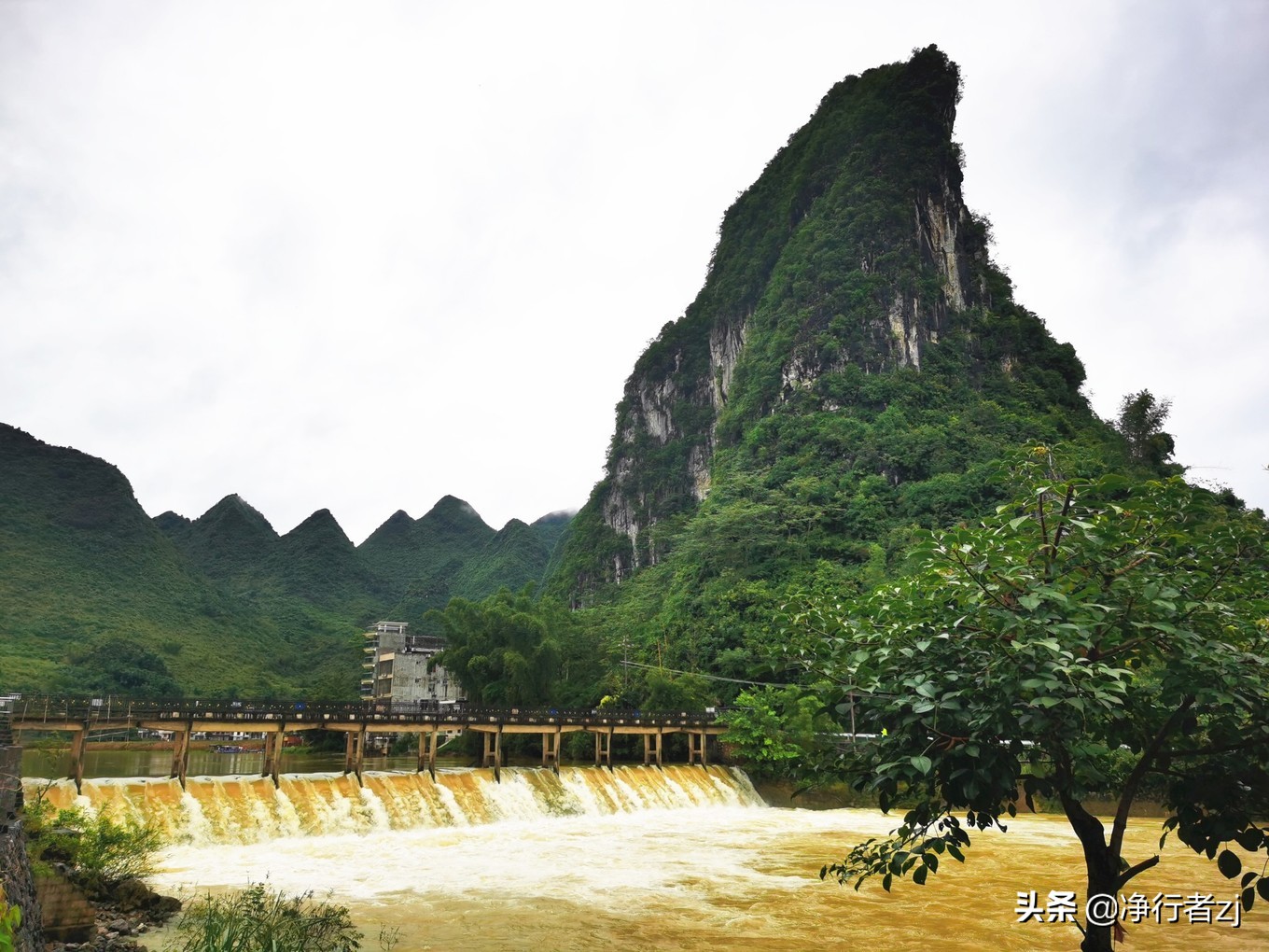 「原创」八桂寻宝（十六）巴马：镶嵌在大地上的草书