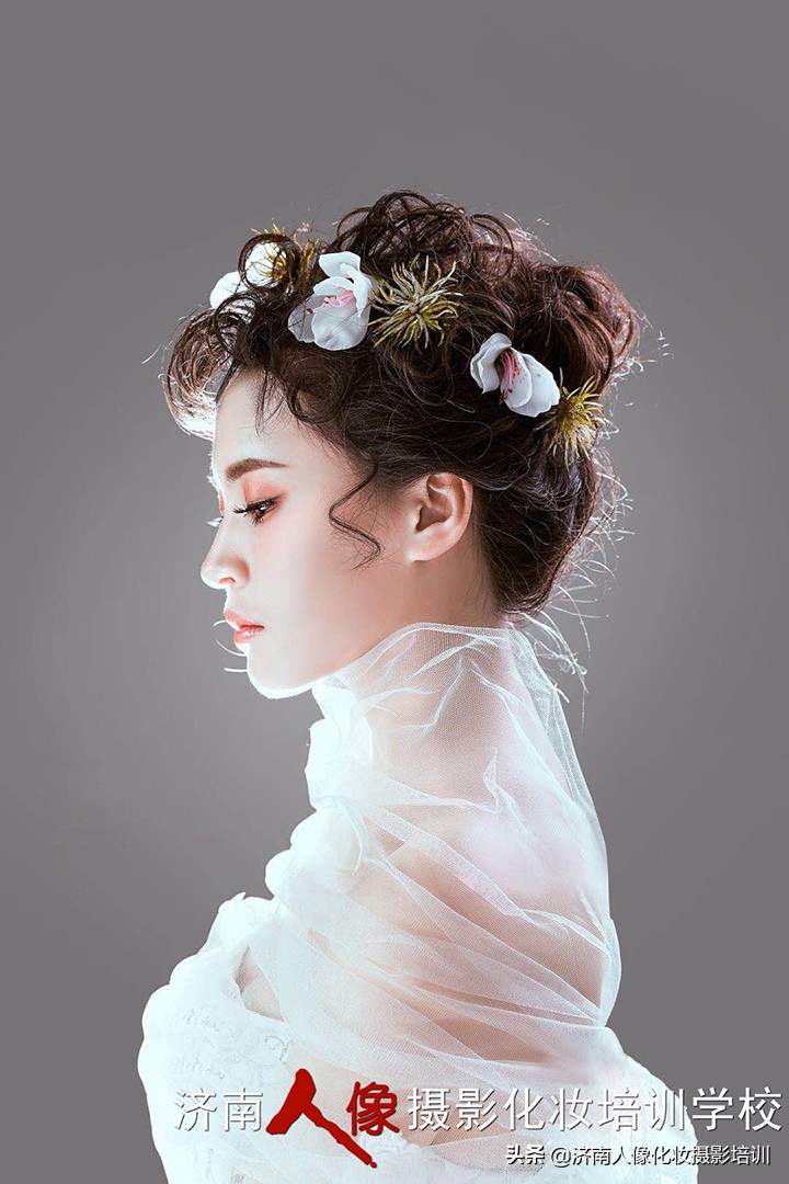 学化妆济南培训,济南有没有靠谱的化妆学校