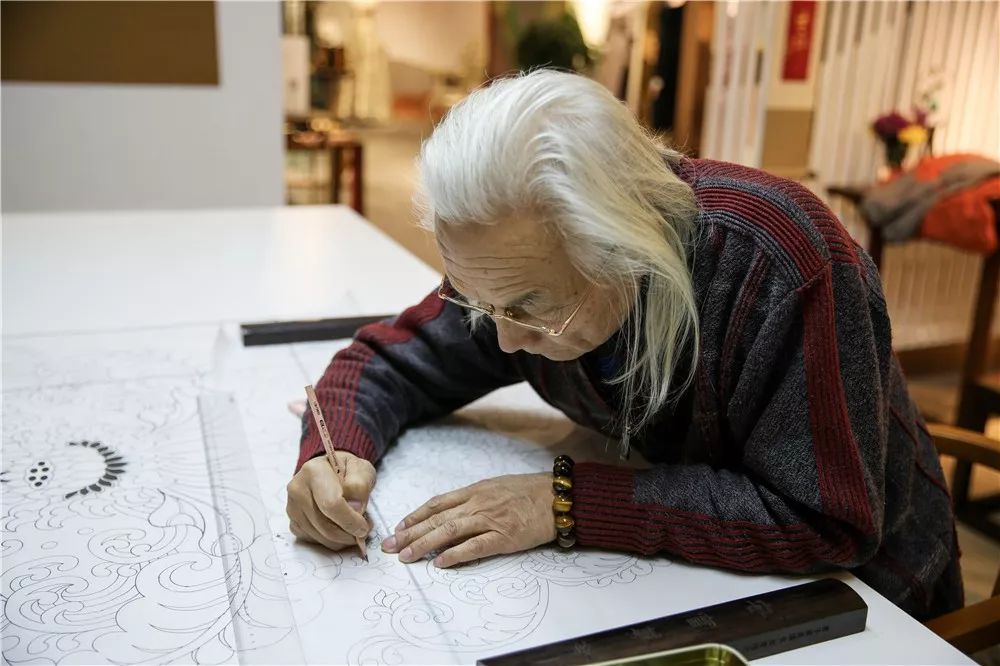 南京云锦，寸锦寸金的皇家织锦，几近失传又重获新生