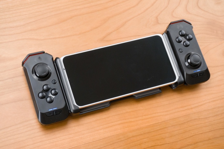 手柄用户欺负普通玩家?用北通H2打和平精英,还有超多游戏演示