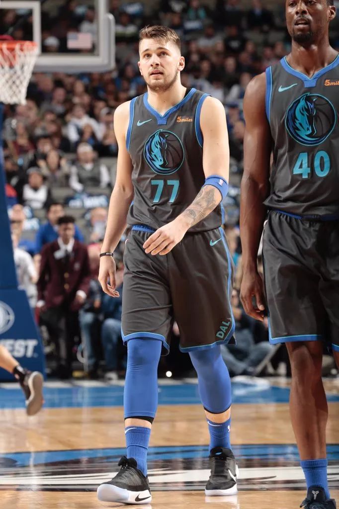 被nba禁赛球鞋,被nba禁赛的球鞋