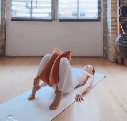 消除大腿内侧肉瑜伽完整版,消除大腿拜拜肉