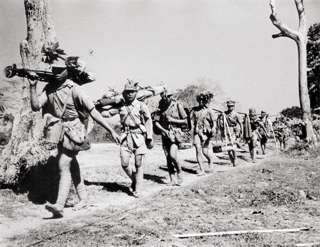 远征军战役全纪录,远征军被日本人困到山顶