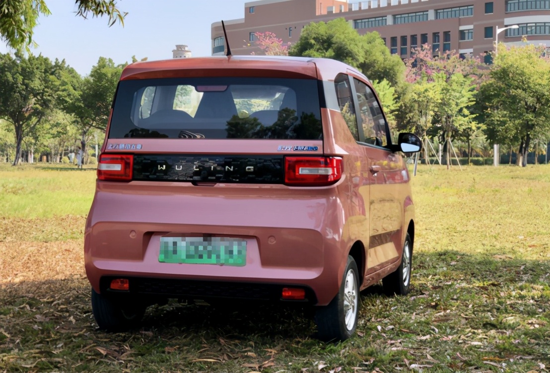 五菱宏光mini真实用车感受费用,五菱宏光mini驾驶注意事项