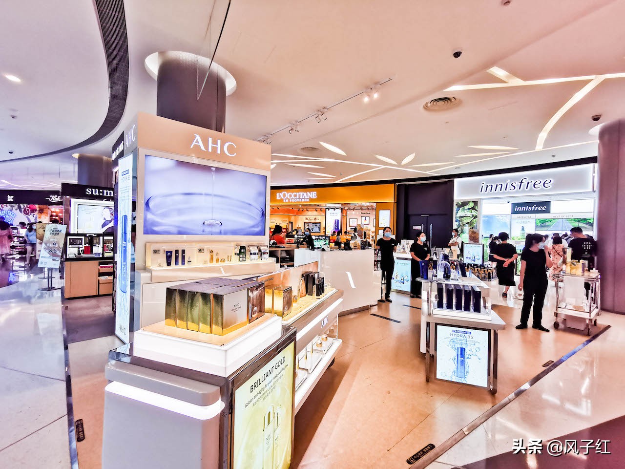 三亚海棠湾国际免税城怎么去,三亚海棠湾免税城视频