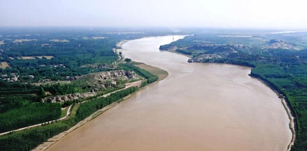 黄河儿女上火车,黄河儿女小说简介