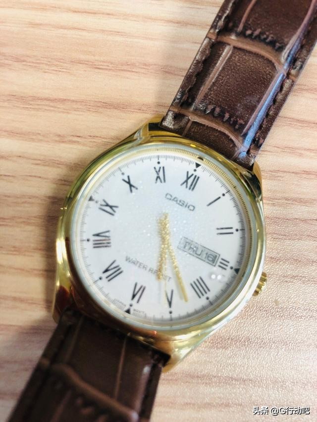 手表表盘进水有没有什么方法解决,有数字的手表进水怎么办