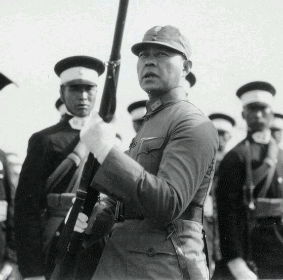 张自忠:从汉奸到英雄的自我救赎,周恩来曾经这样评价他