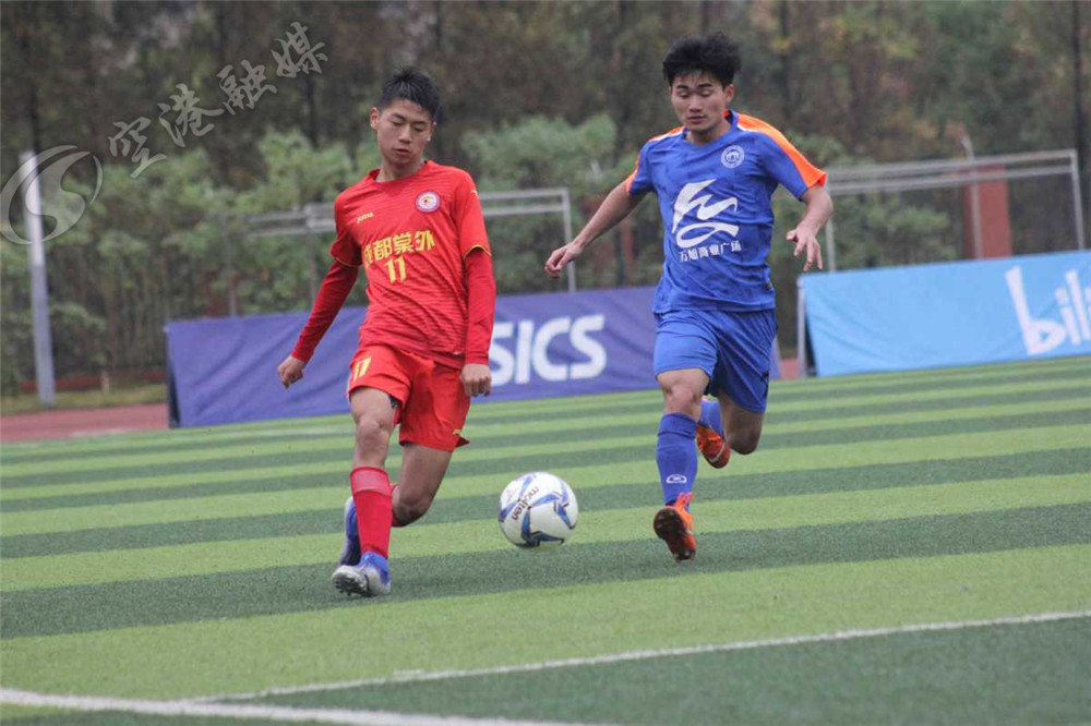 棠湖中学男子足球队冠军,棠外男足蓉城