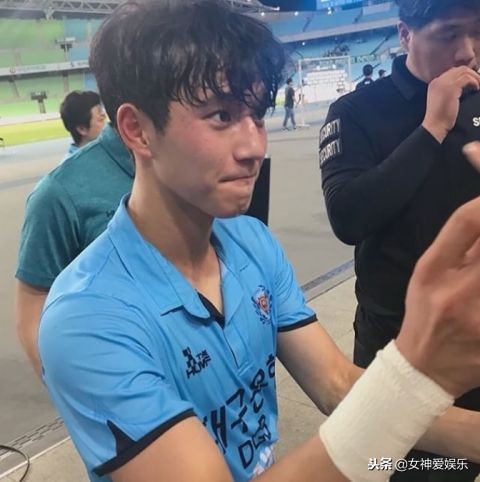 shinee金起范珉豪,shinee崔珉豪李泰民