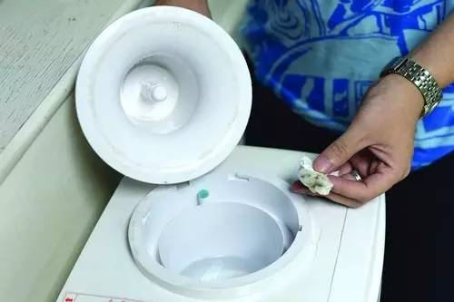 bb机大哥大原版,为啥当年有大哥大还要个bb机